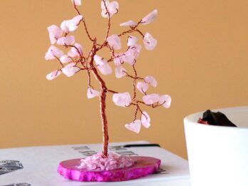 Quartz rose sur base d'agate rose